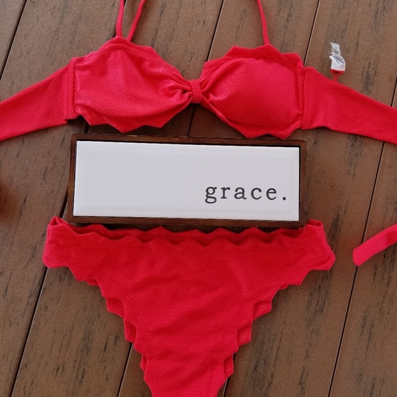 Cupshe Other - Cupshe Bikini RED scalloped bottom. LARGE